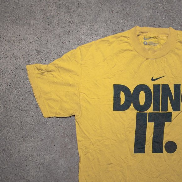 NIKE T SHIRT MENS YELLOW L - Picture 2 of 4